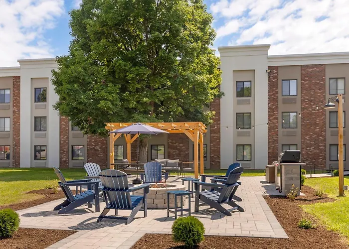Holiday Inn Express Plattsburgh By Ihg